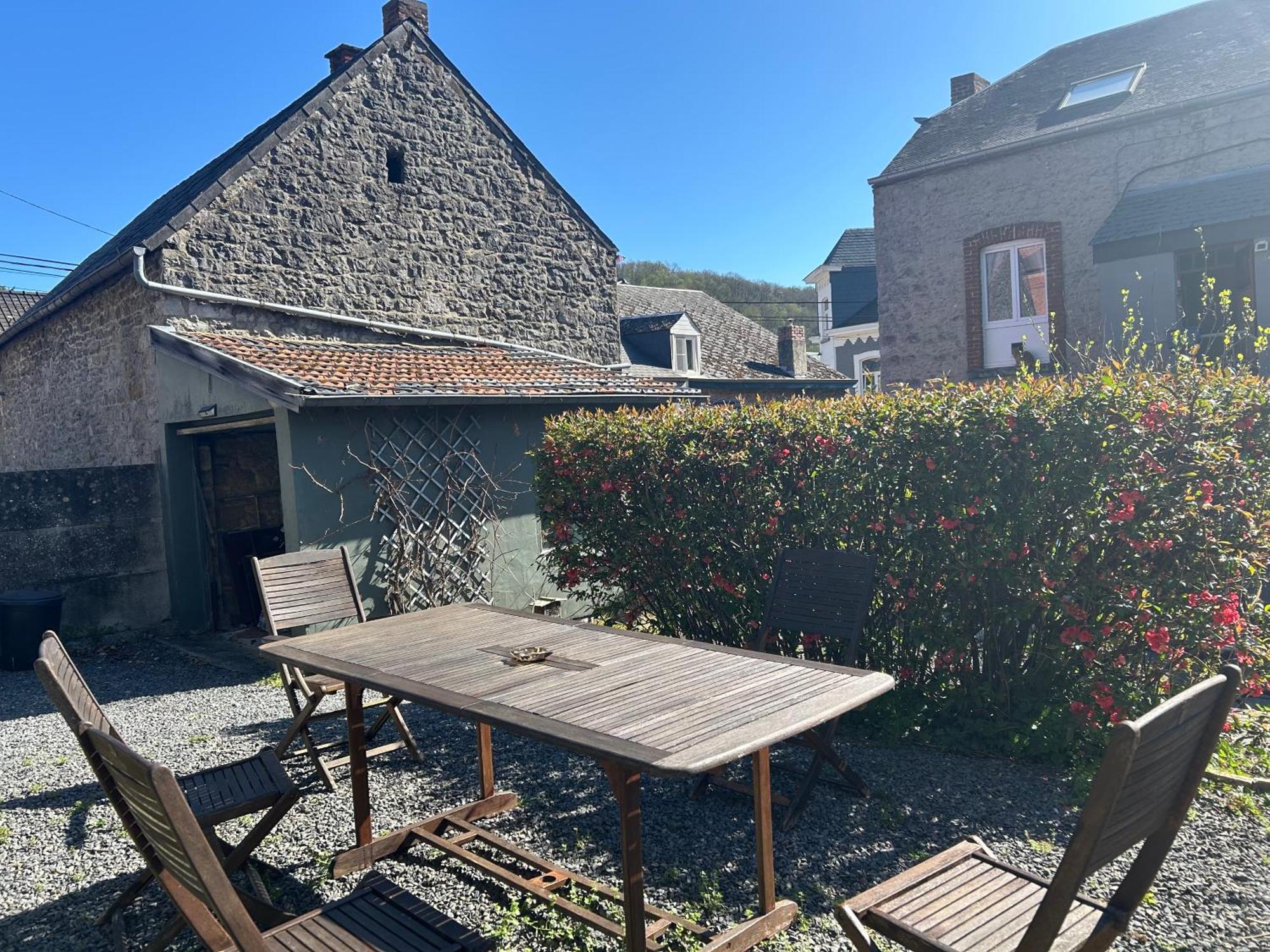 2Pas2Meuse Appartement Waulsort Buitenkant foto
